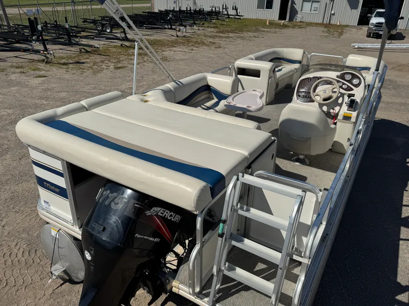 Slide: The Image of Fisher 220 Freedom Pontoon 2004 - 8