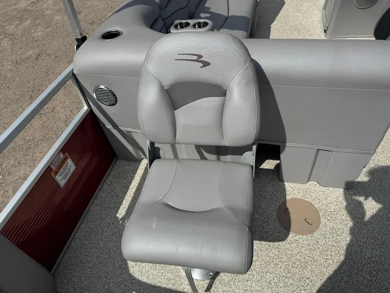 Slide: The Image of Bennington 188 SFV Pontoon 2020 - 36