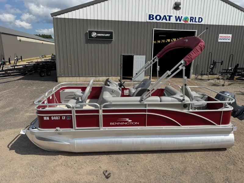 Slide: The Image of Bennington 188 SFV Pontoon 2020 - 4