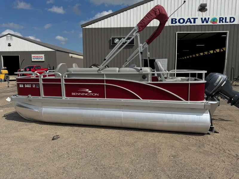 Slide: The Image of Bennington 188 SFV Pontoon 2020 - 44