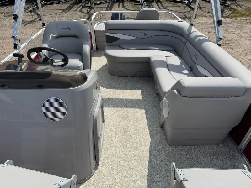 Slide: The Image of Bennington 188 SFV Pontoon 2020 - 5