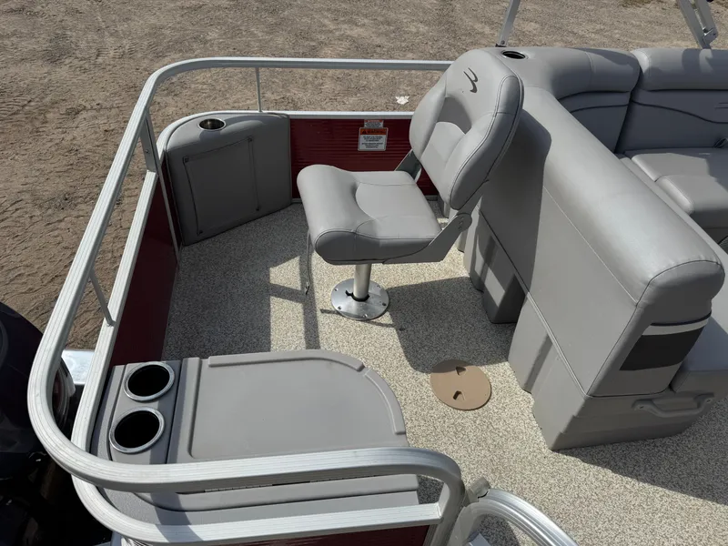 Slide: The Image of Bennington 188 SFV Pontoon 2020 - 8