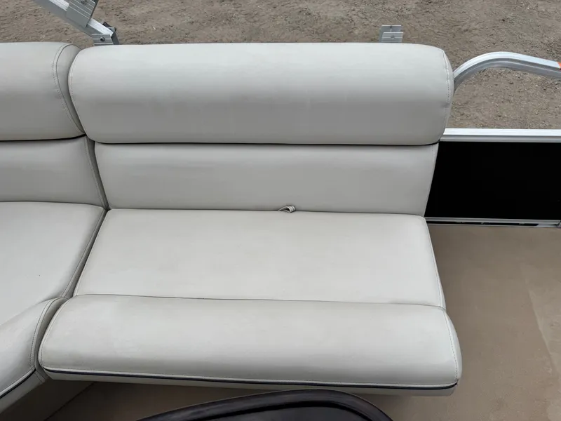 Slide: The Image of South Bay S20 Quad Fish Pontoon 2015 - 28