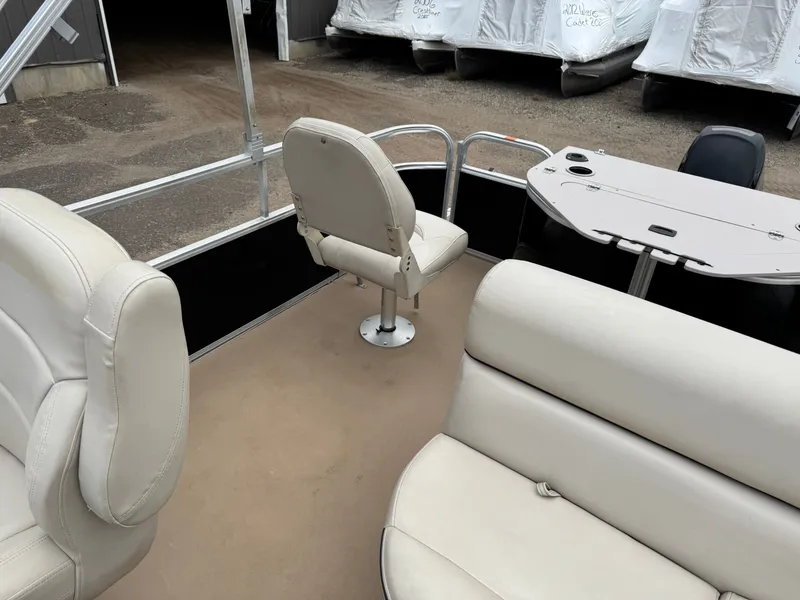 Slide: The Image of South Bay S20 Quad Fish Pontoon 2015 - 33