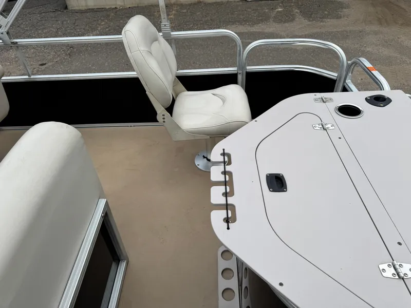 Slide: The Image of South Bay S20 Quad Fish Pontoon 2015 - 34