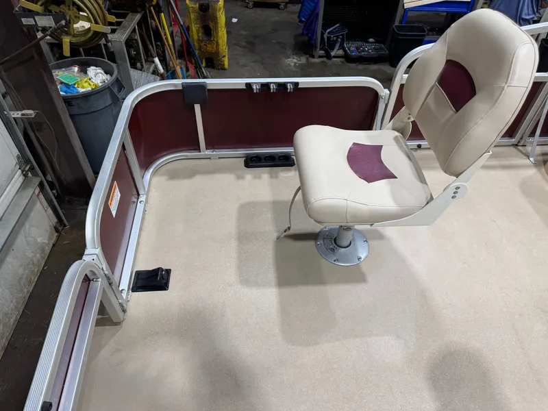 Slide: The Image of G3 LV 188 Fish Pontoon 2012 - 14