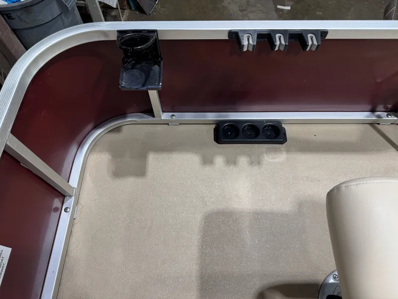 Slide: The Image of G3 LV 188 Fish Pontoon 2012 - 15