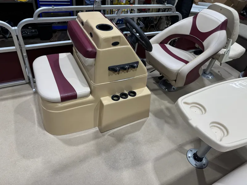 Slide: The Image of G3 LV 188 Fish Pontoon 2012 - 19