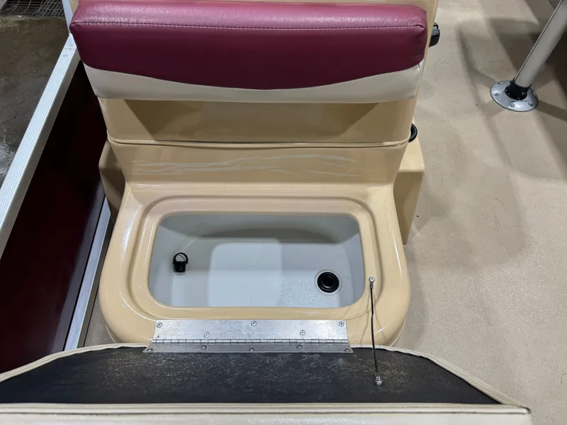 Slide: The Image of G3 LV 188 Fish Pontoon 2012 - 21