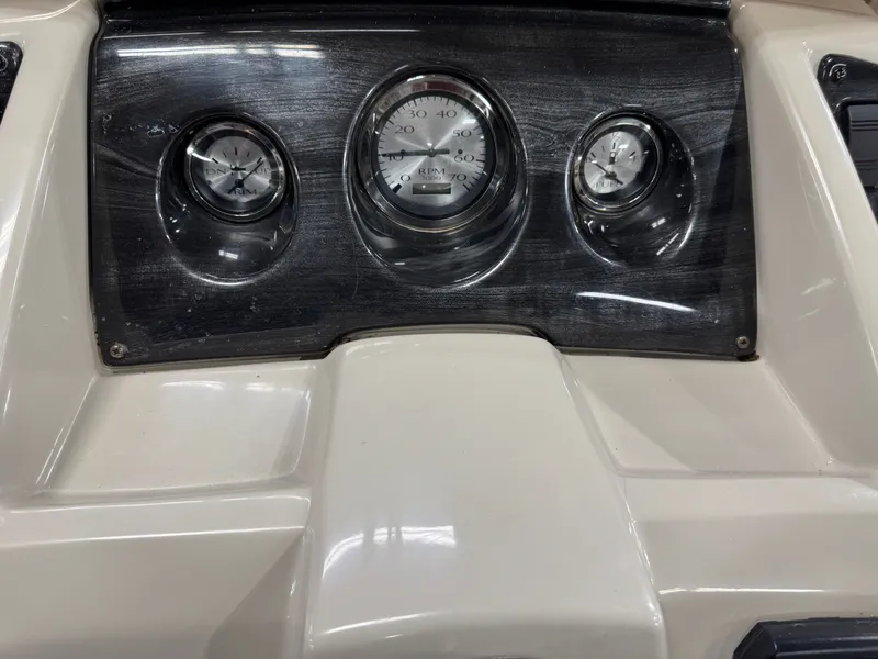 Slide: The Image of Bennington 2017 Bennington 22 SS Pontoon & 90HP Yamaha 4-Stroke 2017 - 22