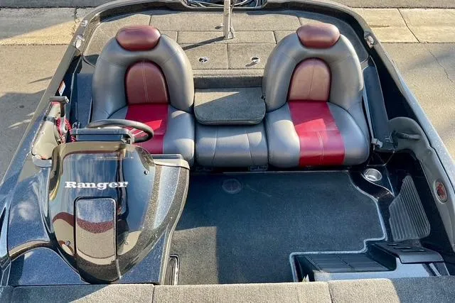 Slide: The Image of 2008 Ranger 188 VX boat interior with dual seats and steering console. - 14