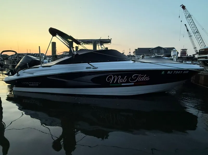 Slide: The Image of Monterey M-225 2022 - 3