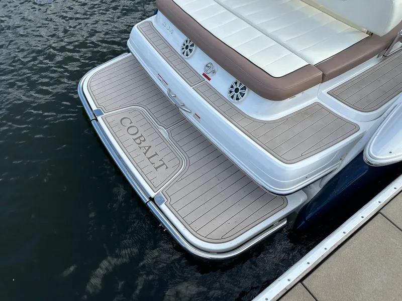 Slide: The Image of Cobalt 303 2012 - 3