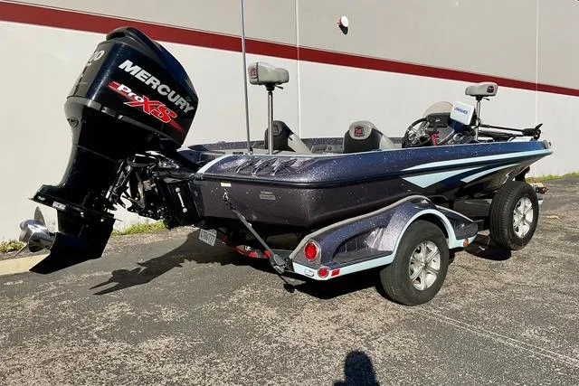 Slide: The Image of 2015 Ranger Z518 Comanche boat with Mercury Pro XS engine on trailer. - 6