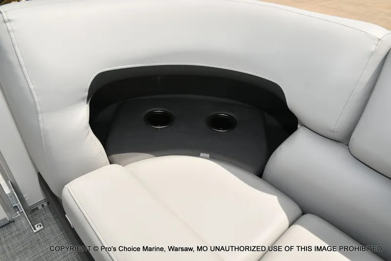 Slide: The Image of Sun Tracker Party Barge 22 DLX w/150 Mercury 4 Stroke 2026 - 59