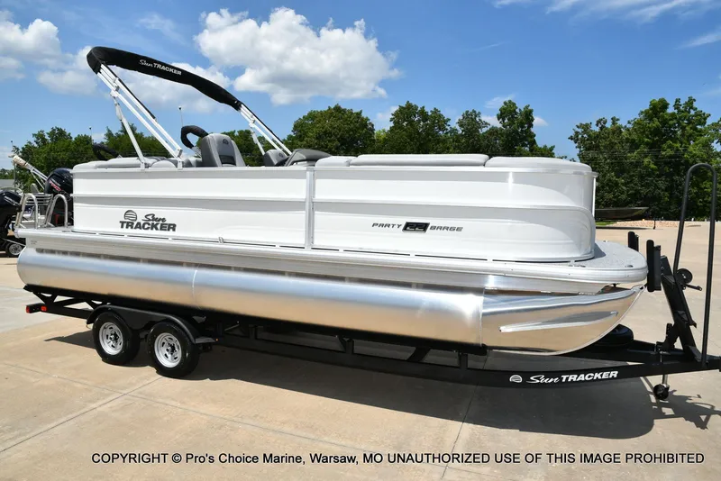 Slide: The Image of Sun Tracker Party Barge 22 DLX w/150 Mercury 4 Stroke 2026 - 69