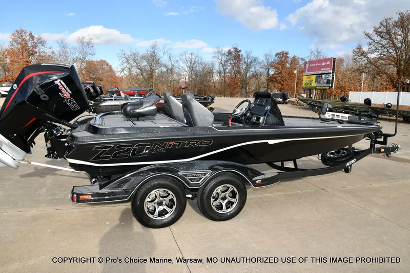 Slide: The Image of Nitro Z20 XL Traction Mat Interior 2026 - 22