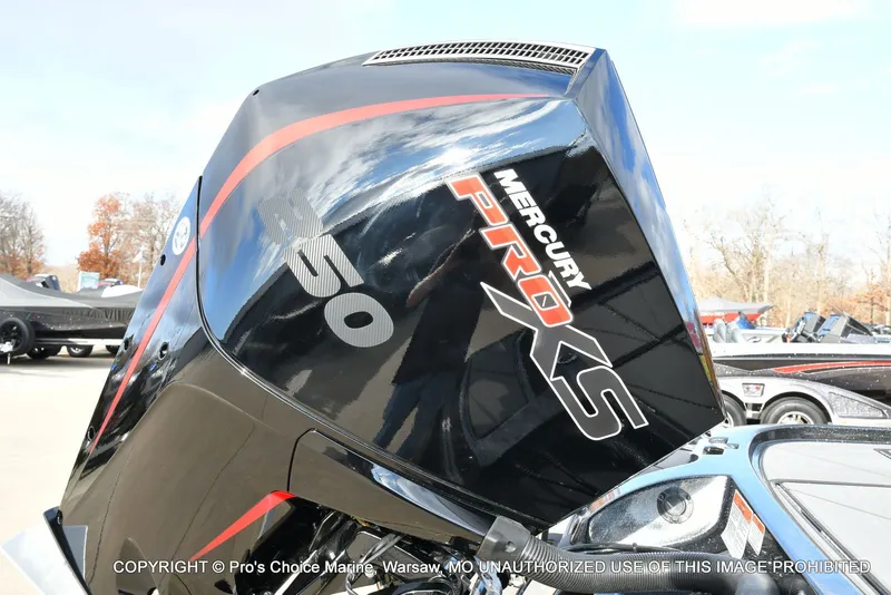 Slide: The Image of Nitro Z20 XL Traction Mat Interior 2026 - 23