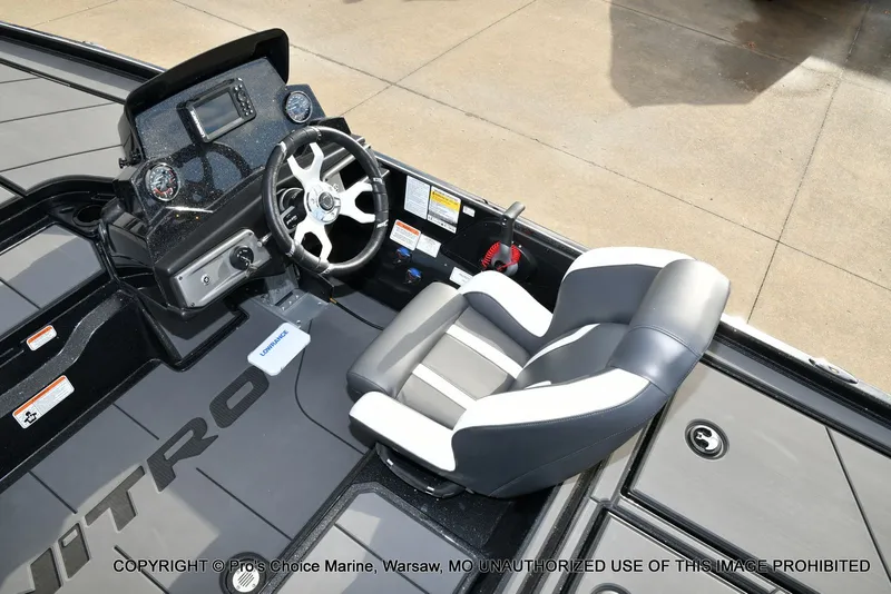 Slide: The Image of Nitro Z20 XL Traction Mat Interior 2026 - 40