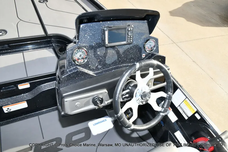 Slide: The Image of Nitro Z20 XL Traction Mat Interior 2026 - 41