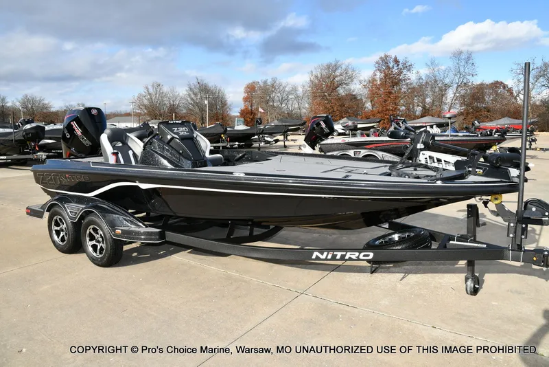 Slide: The Image of Nitro Z20 XL Traction Mat Interior 2026 - 74