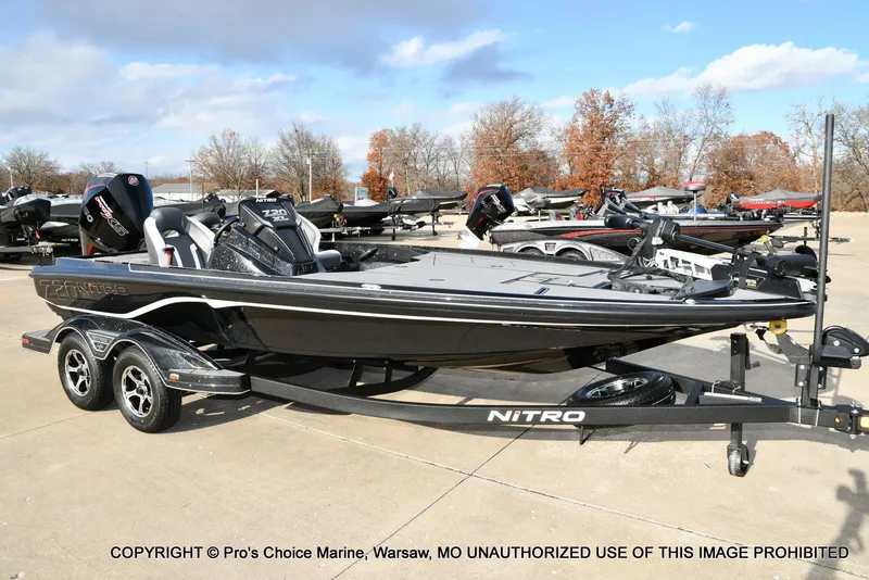 Slide: The Image of Nitro Z20 XL Traction Mat Interior 2026 - 80