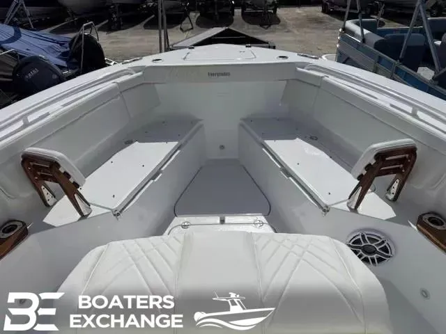 Slide: The Image of Everglades 395 Center Console 2026 - 16