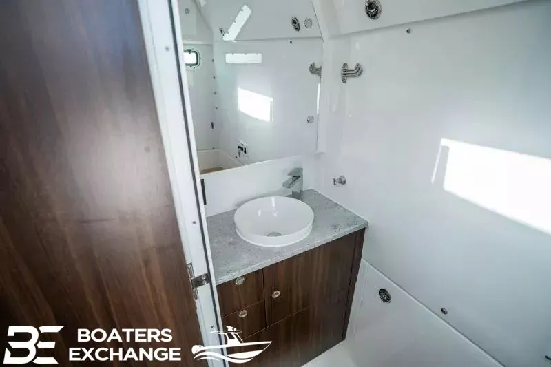 Slide: The Image of Everglades 395 Center Console 2026 - 17