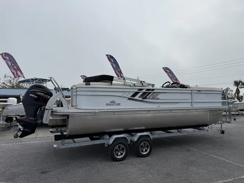 Slide: The Image of SunCatcher SELECT SERIES 22RC 2026 - 2