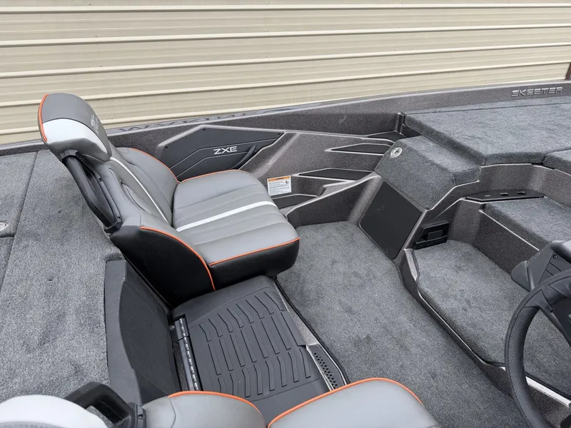 Slide: The Image of Skeeter ZXE21 2026 - 6