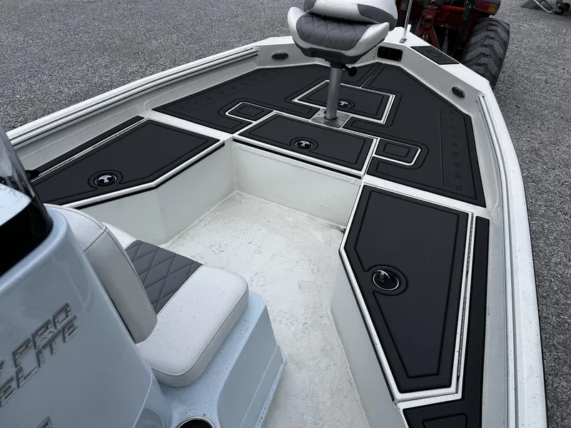 Slide: The Image of Excel 203 Bay Pro Elite 2026 - 10