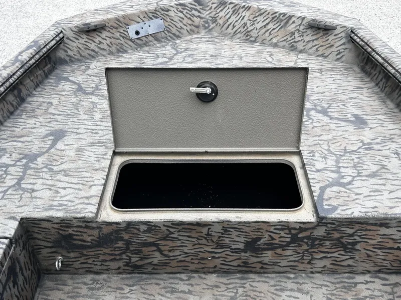 Slide: The Image of Xpress Xplorer Bass Series XP200 2020 - 11