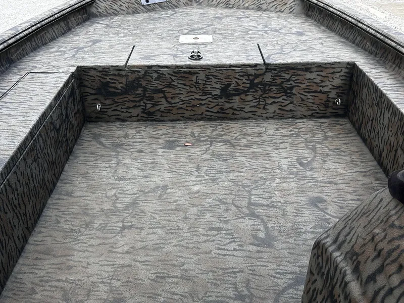 Slide: The Image of Xpress Xplorer Bass Series XP200 2020 - 12