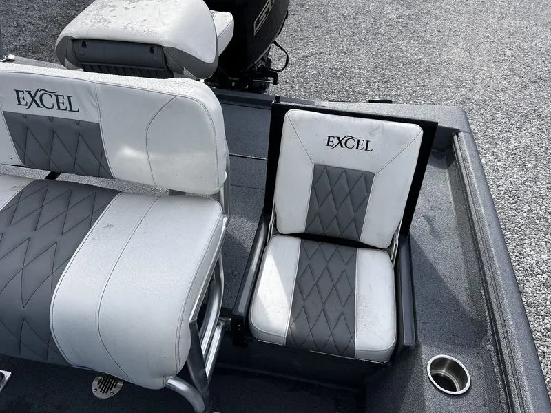 Slide: The Image of Excel Bay Pro 220 220 ELITE 2026 - 3