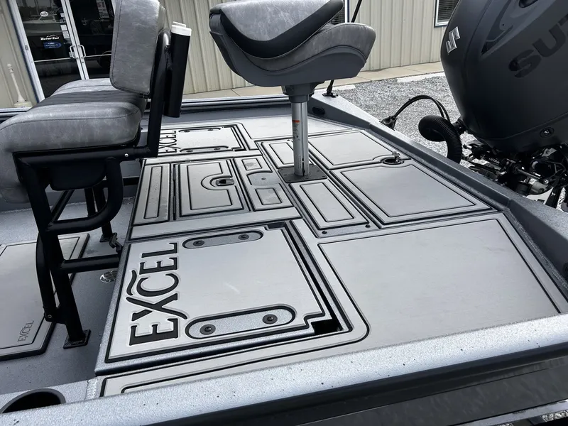 Slide: The Image of Excel 220 Bay Pro Elite 2026 - 4