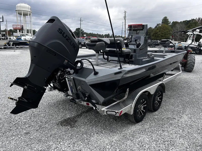 Slide: The Image of Excel 220 Bay Pro Elite 2026 - 4