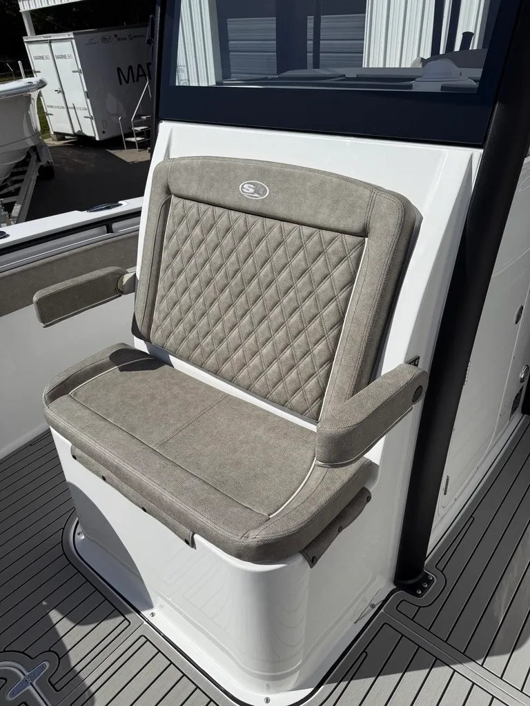 Slide: The Image of Sea Hunt Gamefish 30 FS 2026 - 7