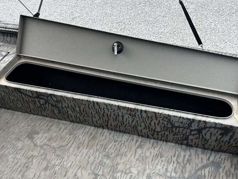 Slide: The Image of Xpress Xplorer Bass Series XP200 2020 - 5