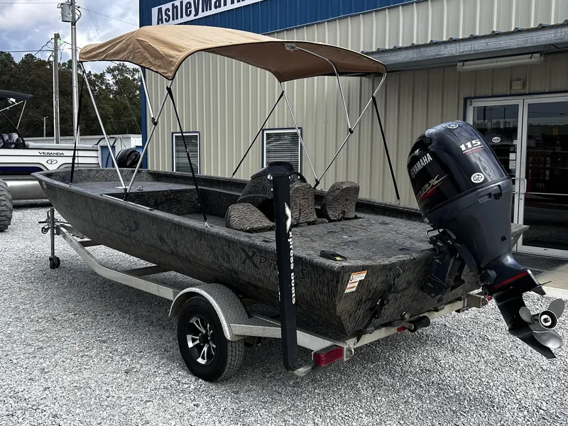 Slide: The Image of Xpress Xplorer Bass Series XP200 2020 - 4