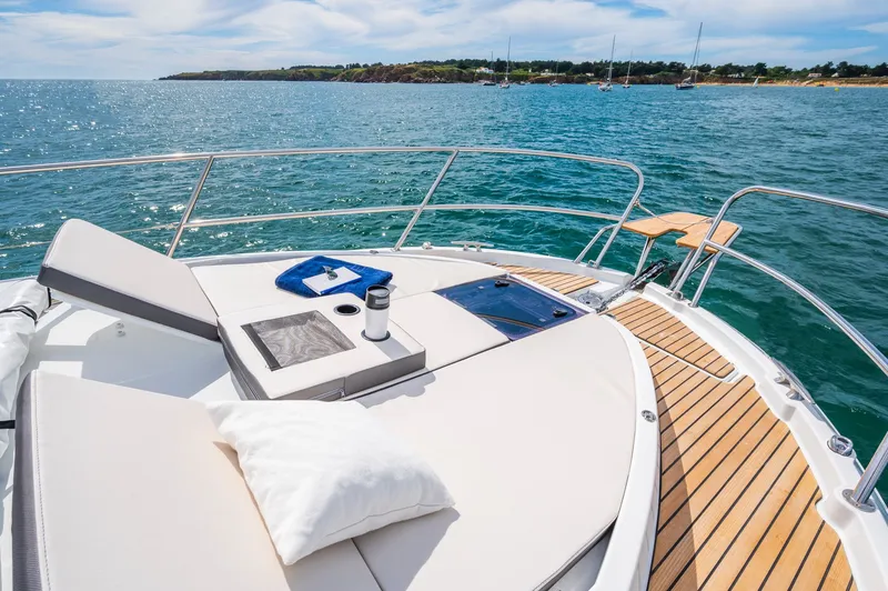 Slide: The Image of Beneteau Antares 11 Fly 2026 - 14