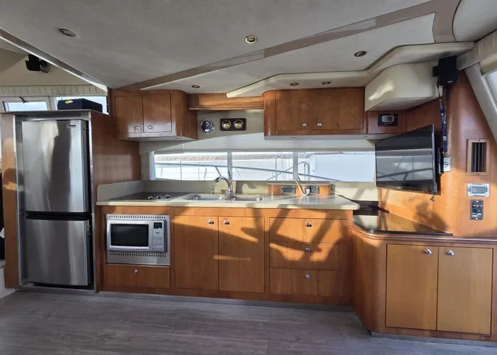 Slide: The Image of 2000 Cruisers Yachts Sport 50 - Image 8 - 8