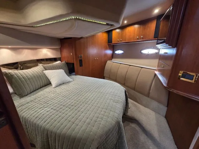 Slide: The Image of 2000 Cruisers Yachts Sport 50 - Image 16 - 16