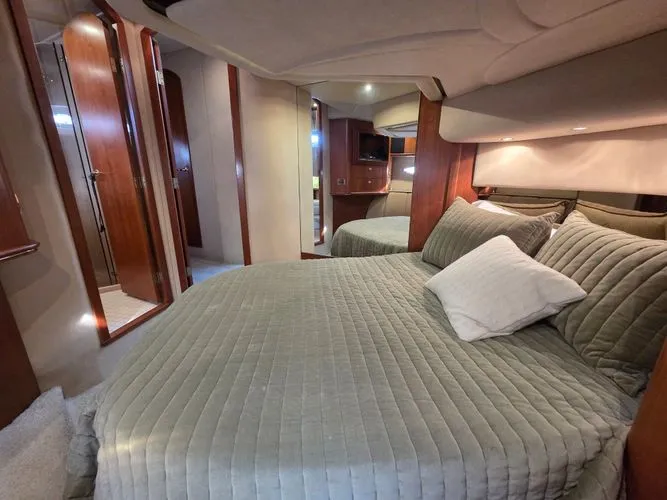 Slide: The Image of 2000 Cruisers Yachts Sport 50 - Image 18 - 18