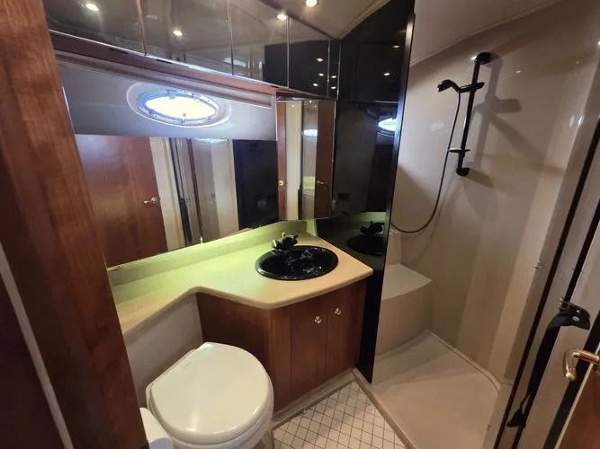 Slide: The Image of 2000 Cruisers Yachts Sport 50 - Image 20 - 20