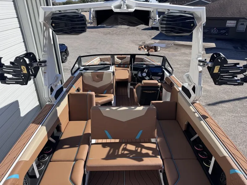 Slide: The Image of Nautique Super Air Nautique GS24 2026 - 13