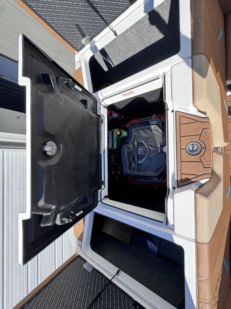 Slide: The Image of Nautique Super Air Nautique GS24 2026 - 15