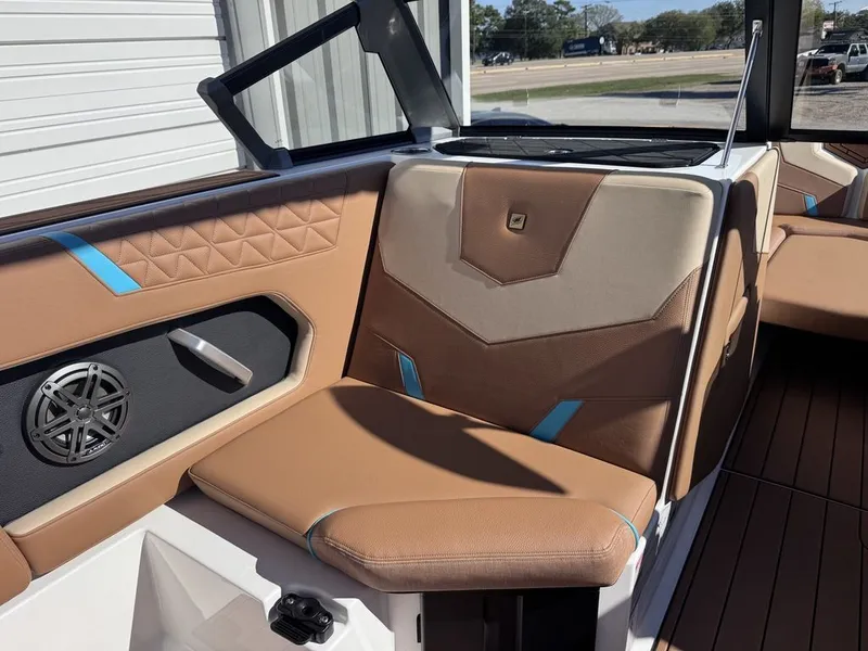 Slide: The Image of Nautique Super Air Nautique GS24 2026 - 17