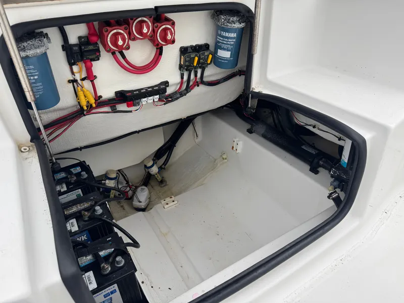 Slide: The Image of Sportsman Heritage 251 Center Console 2015 - 15