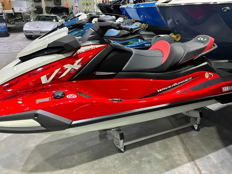 Slide: The Image of Yamaha VX Cruiser® 2026 - 3