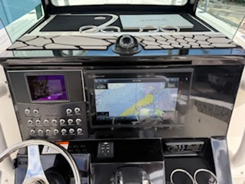 Slide: The Image of Wellcraft 302 Fisherman 2019 - 11